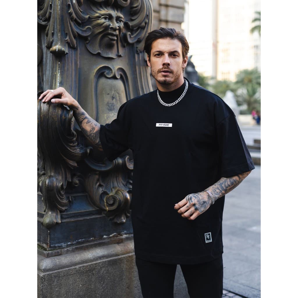 Camiseta Oversized Gola Alta Borracha StreetWear Masculina Unissex