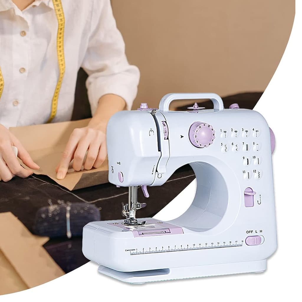 Mini Máquina De Costura 12 Pontos Portátil Tomada Pilha Cor:Branco