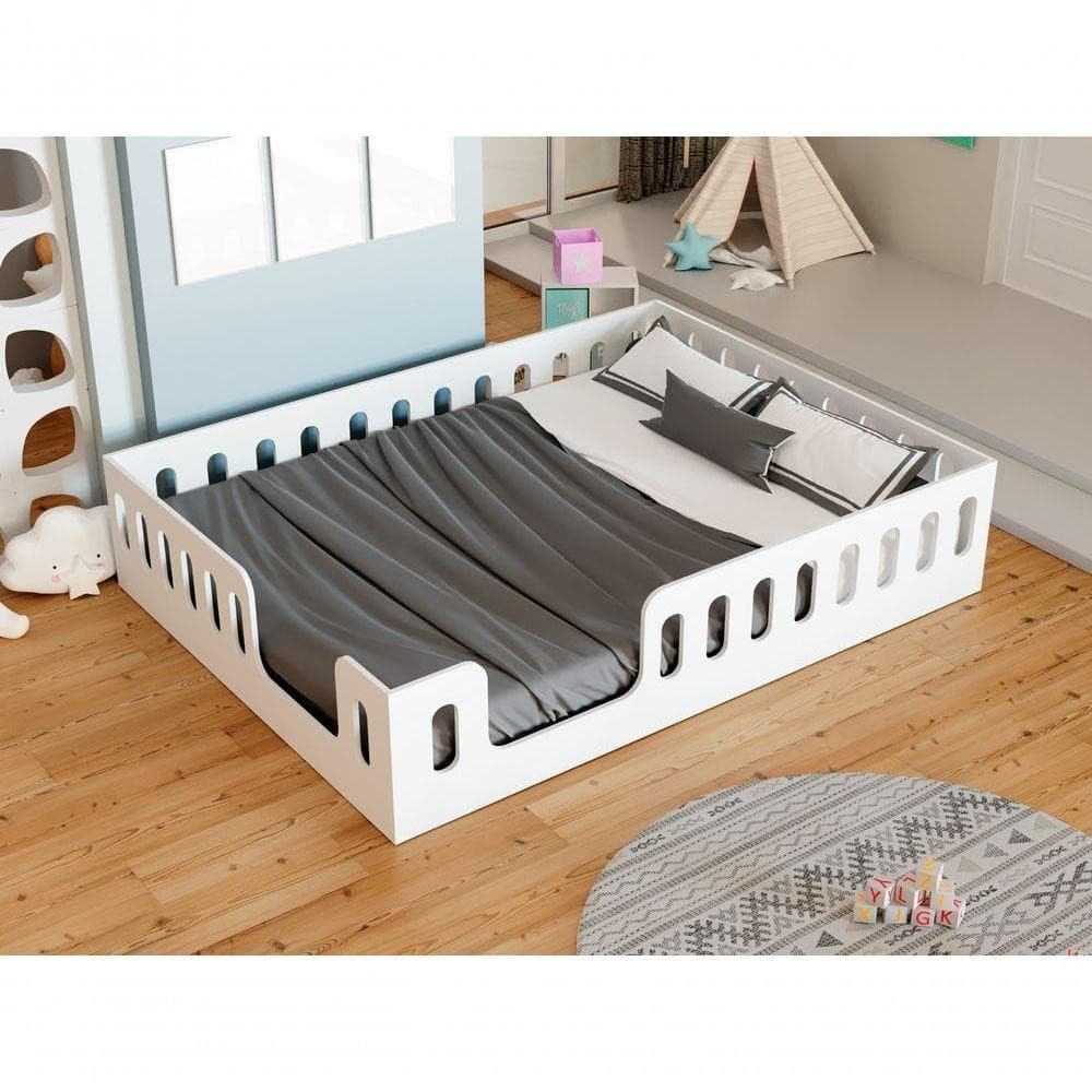 Cama Penélope Montessoriana Tamanho Casal Com Grade E Colchão Incluso