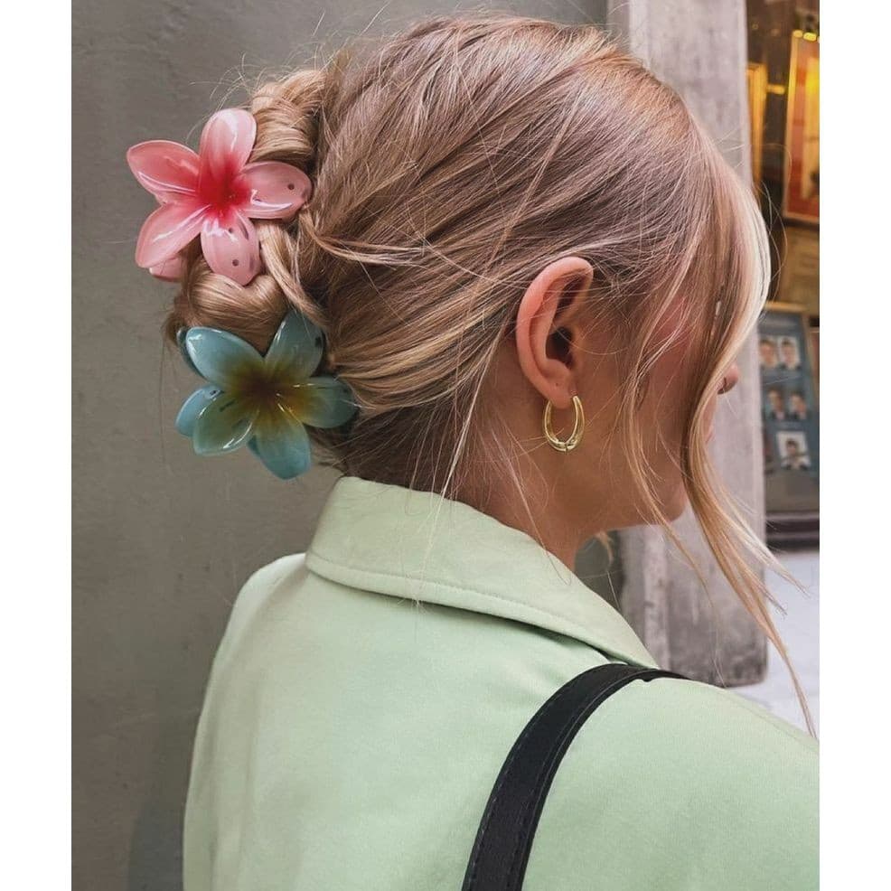 Piranha de Cabelo Flor Grande – Acessório Estiloso Praia Trend | Pronta Entrega
