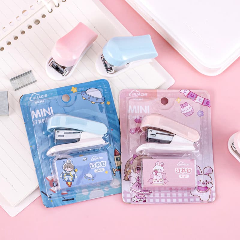 Conjunto de Mini grampeador fofo para estudantes, grampeador que economiza trabalho