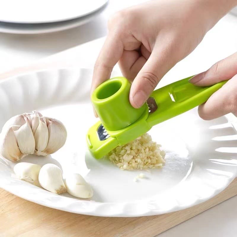 Ralador Multifuncional em Aço Inoxidável para Cortar/Ralar Alho de Cozinha