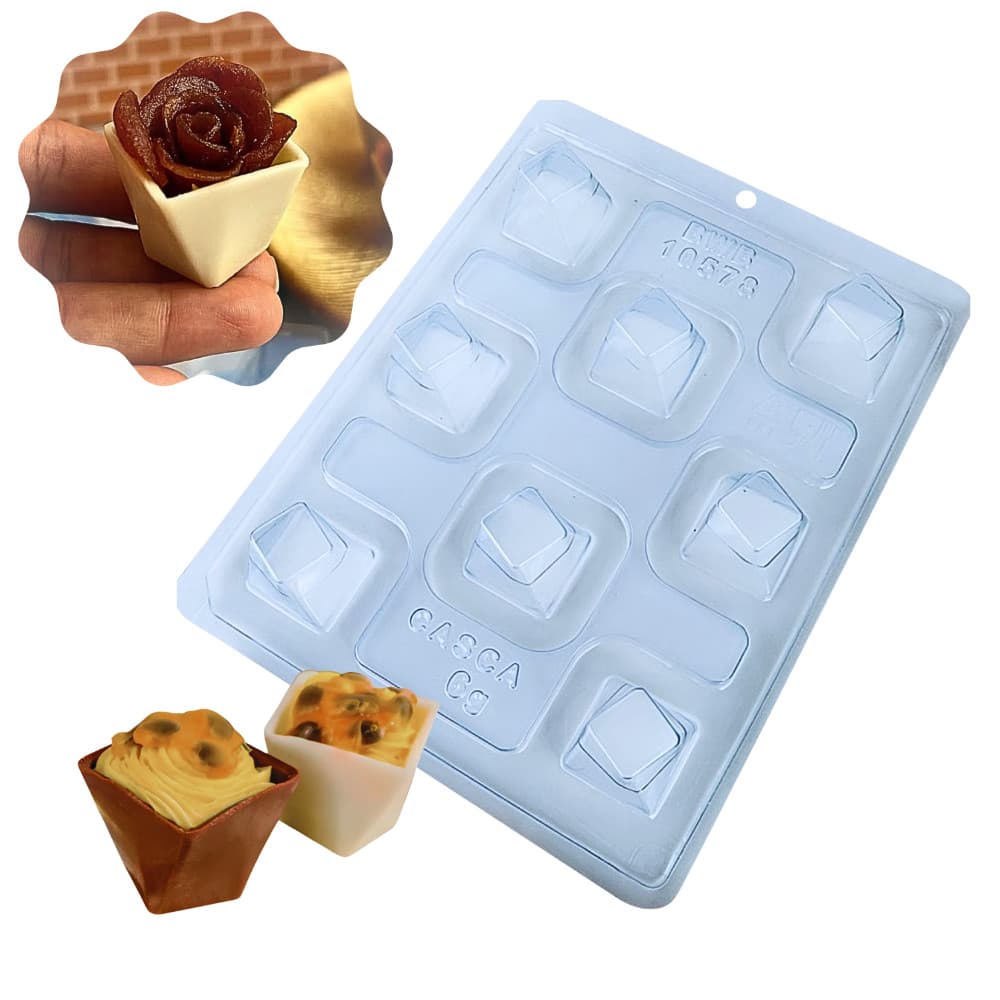 Forma p/ Chocolate Doces Finos Cod. 10578 Copinho de Licor Torcido Tradicional 3 Partes c/ Silicone Bwb