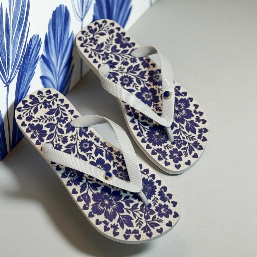 Chinelo De Dedo Com Correia E Estampas Diferenciadas Leve E Confortável