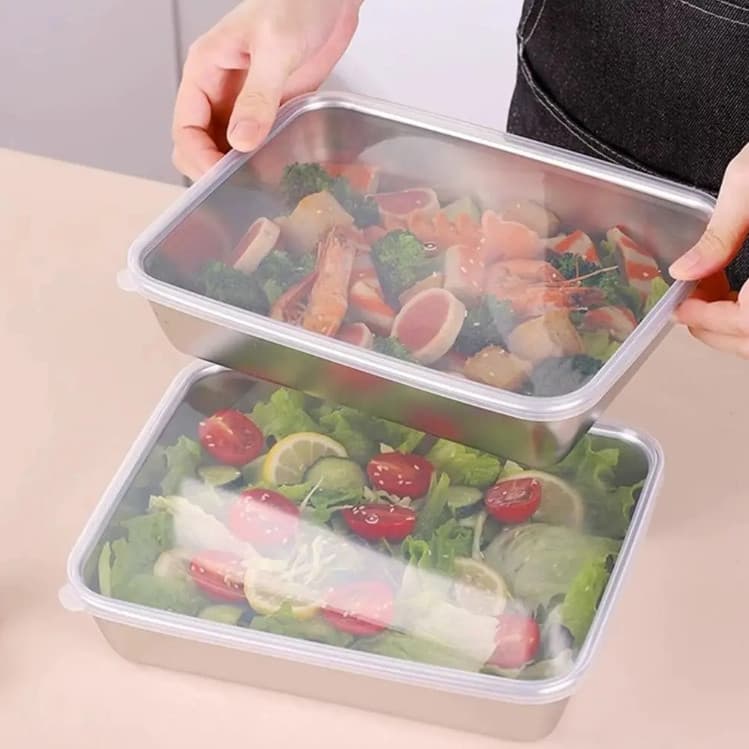 Forma de Inox com Tampa Transparente – Conservação e Praticidade na Cozinha