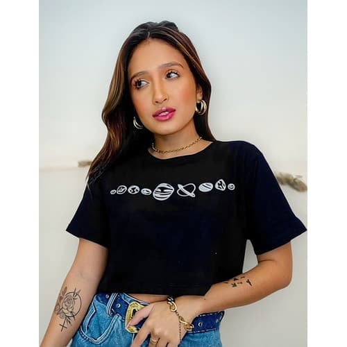 Cropped Feminino Planeta Estilo E Conforto Na Cor Preta