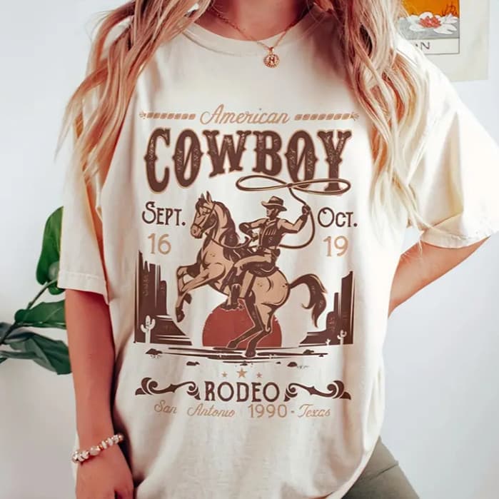Camiseta Unissex Oversized Plus Size Feminina Masculina Premium em Algodão Puro    Country American Cowboy Rodeo 1990