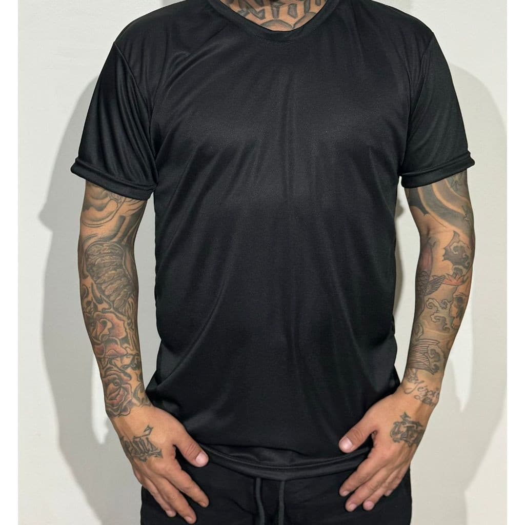 Promoção Camiseta Masculina Lisa - Tecido Frio- Casual Treino Academia Esportes Exercícios Corrida