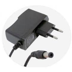 Fonte p4  5v 2a Bivolt 110/220v - Universal