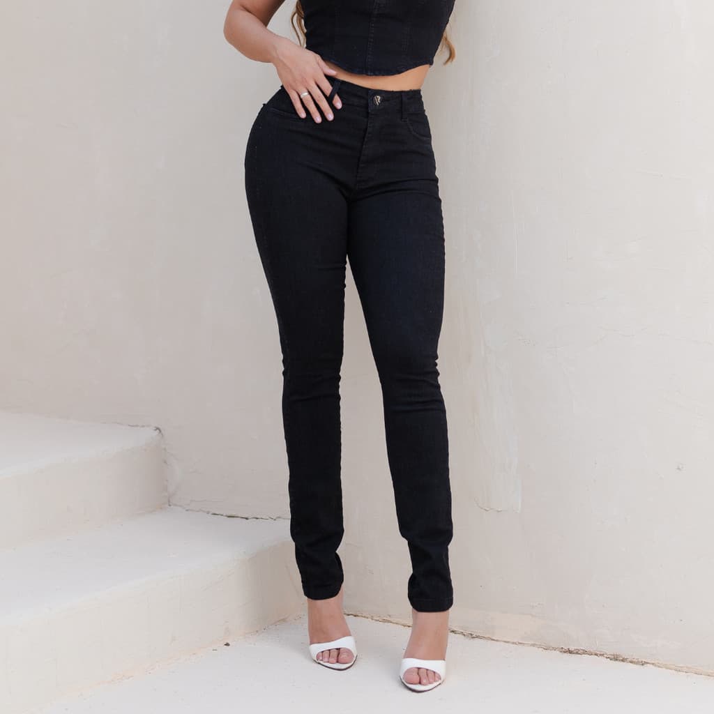 Calça Skinny Preta Com Elastano Blogueiras Empina Bumbum