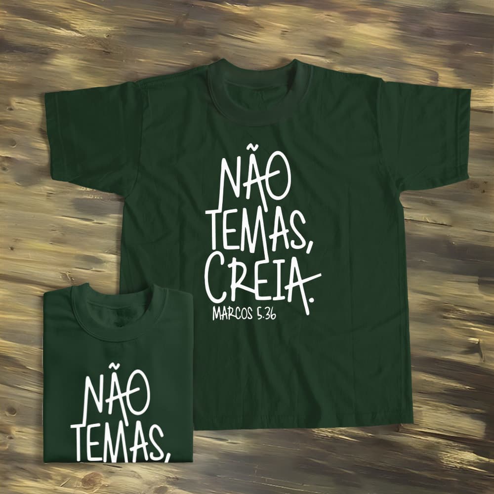 Camisa cristã com a mensagem: 'Não tenha medo, confie em Deus' Lançamento