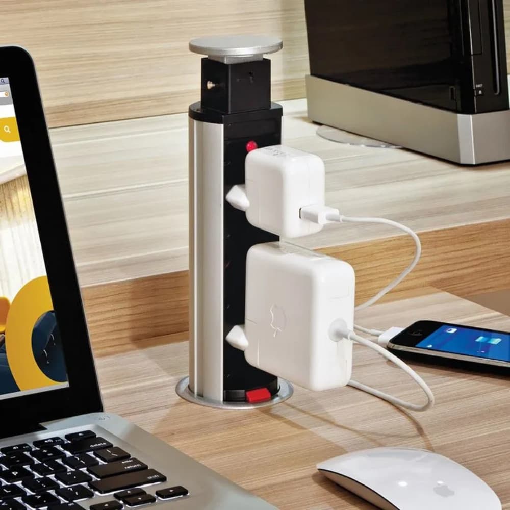 Torre 3 Tomadas Multiplug Bivolt 16A Renna Totem de Tomadas Embutidas Eletricidade