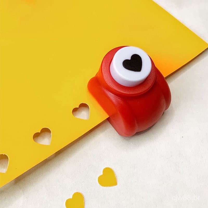 Criativo Padrão Do Coração Amor Perfurador De Buraco De Papel Para Crianças Mini Máquina Manual De Gofragem