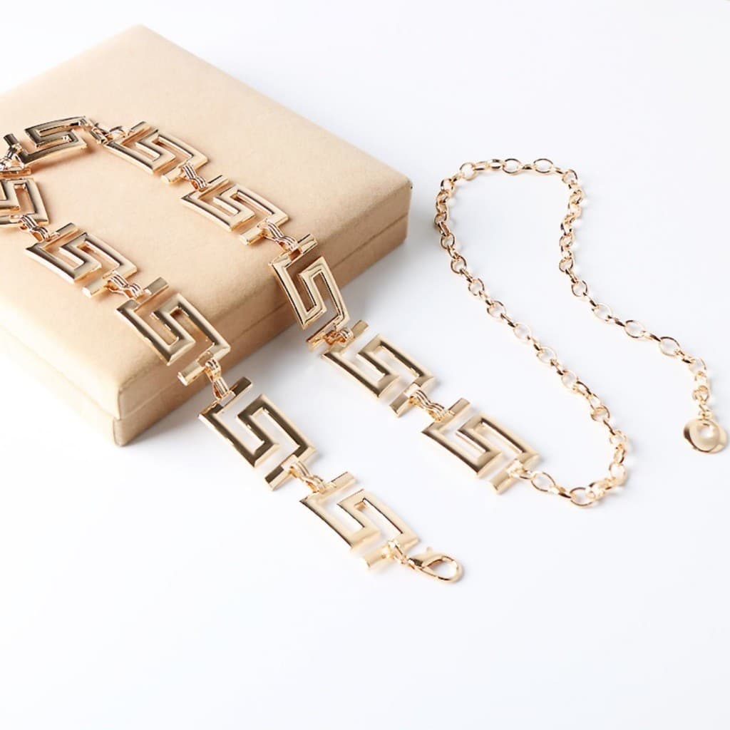 Cintos Feminino Com  Corrente dourado e prata De Metal importado 2024