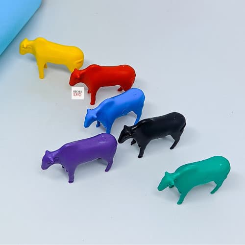 Kit Caminhão retrô com animais 6 bois Plastico caminhões colorido estilo Brinqueado Infantil para crianças fazenda