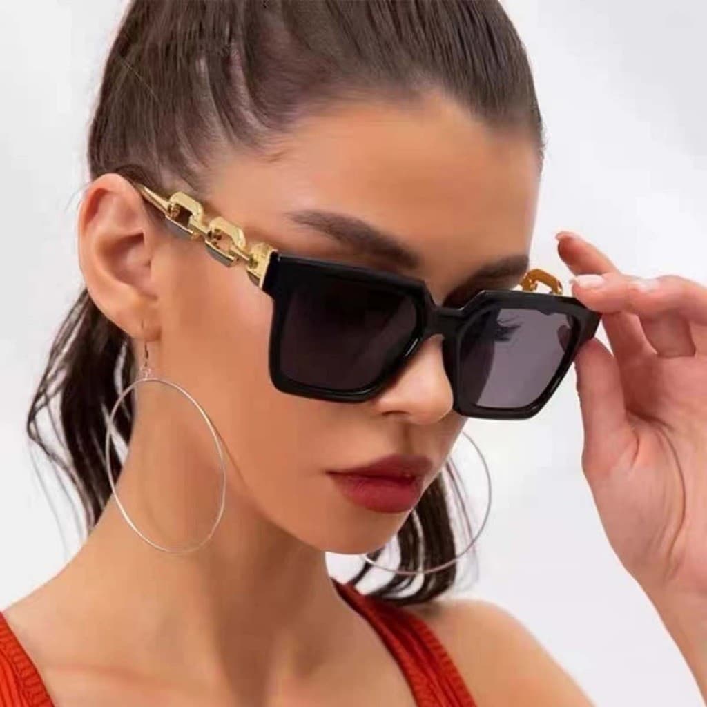 Óculos de sol Anti-ultravioleta com corrente, armação quadrada da moda, óculos de sol femininos de alta qualidade