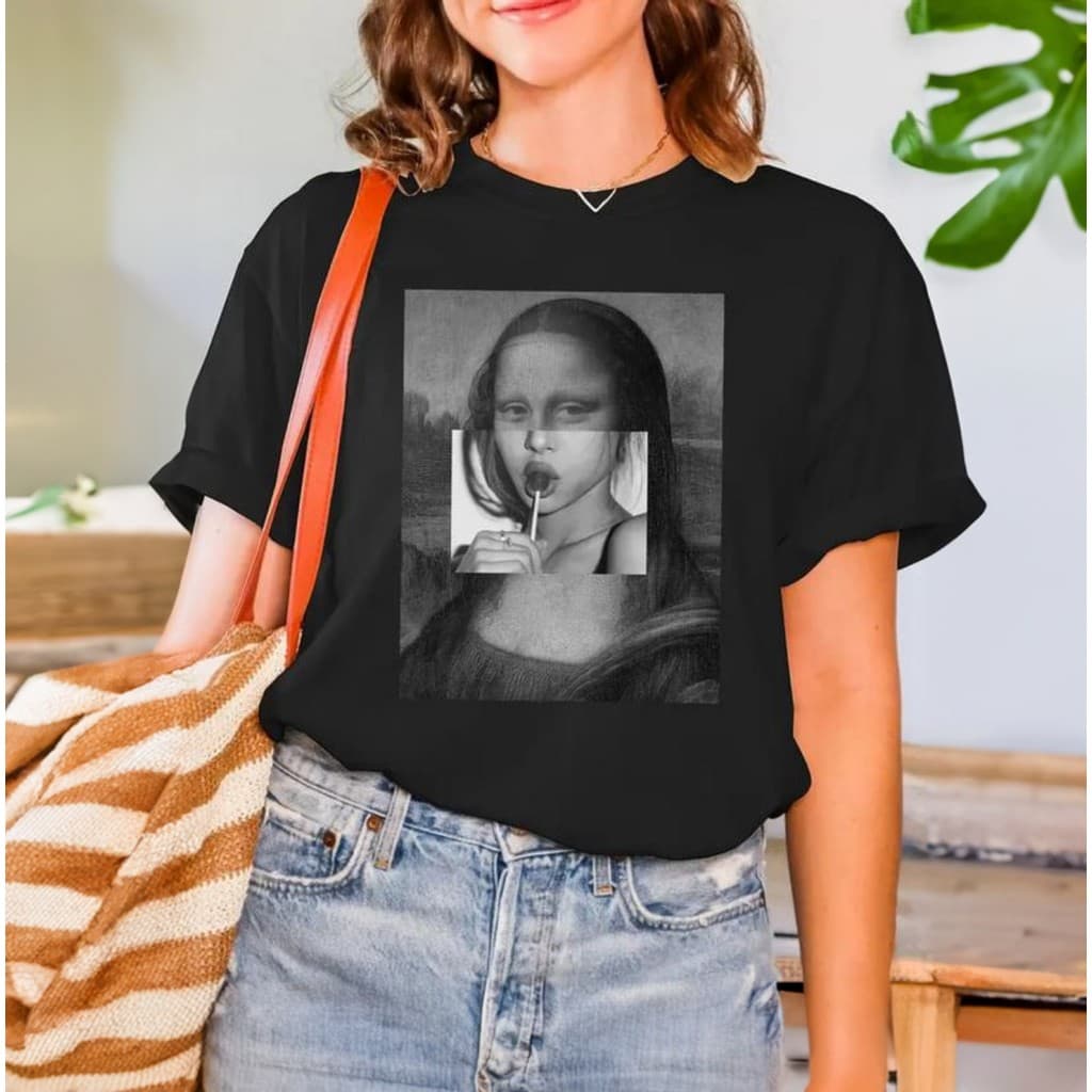 Camisa feminina baby look com estampas Monalisa moderna para o trabalho dia a dia casual sofisticada moda feminina basic