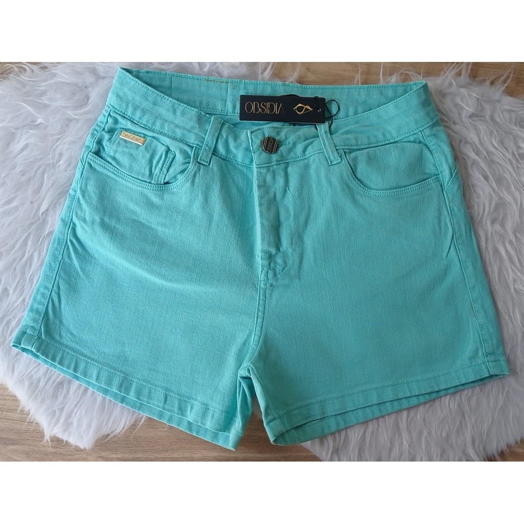 Short feminino com abertura lateral na barra 10405