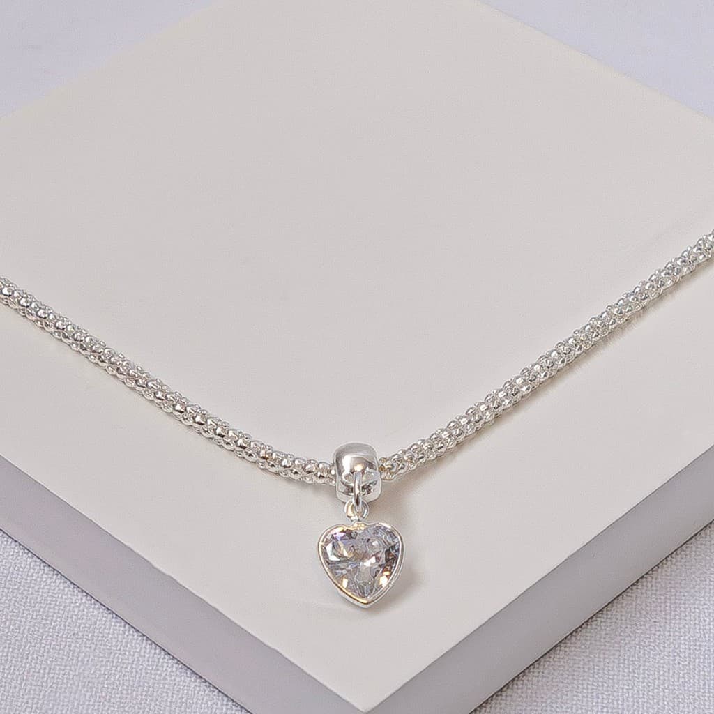Choker Colar Folheado a Prata Coração Zircônia