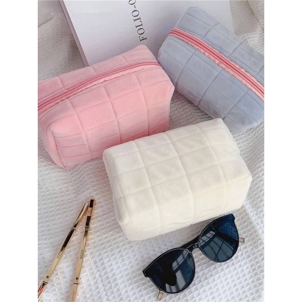 Mala Fofinha de Viagem - Necessaire Aveludada com Brilho para Maquiagem e Acessórios