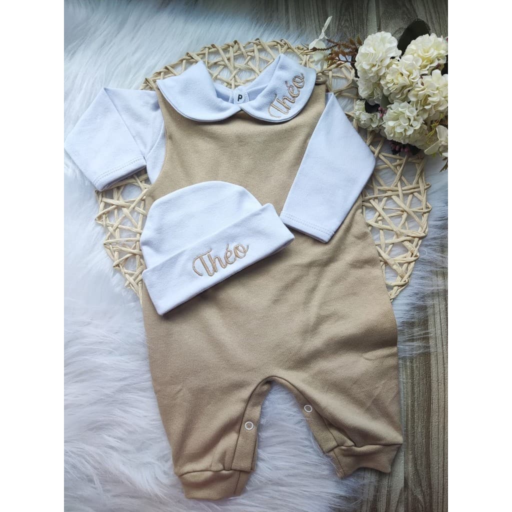 saída maternidade Jardineira salopete + Body bebe menino menina suedine + Touca + luvas 100% algodão Premium