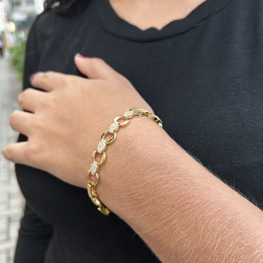 Pulseira Elos Lisos c/ União Cravejada Cristal Dourada