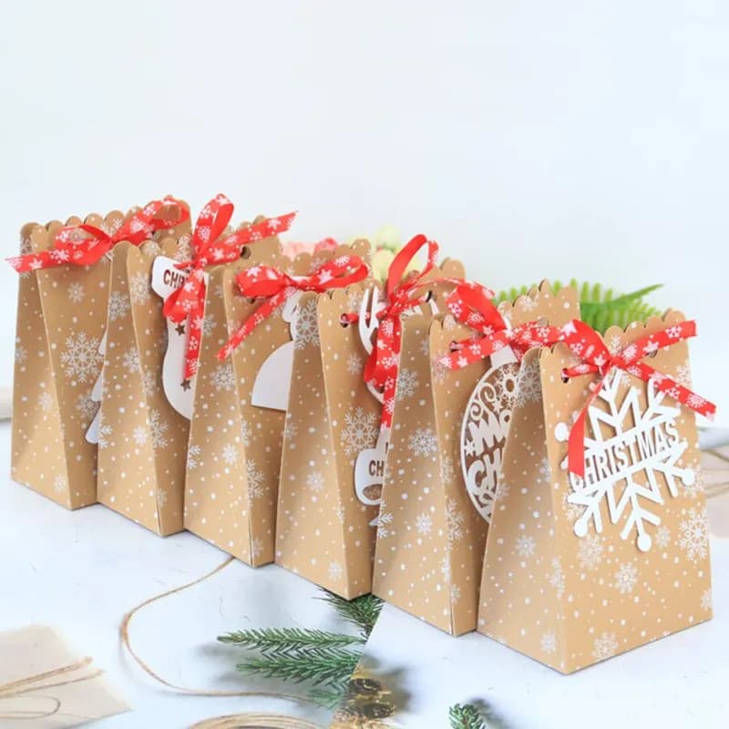 24 Sacos de Presente de Natal em Papel Kraft, Sacos de Papai Noel e Boneco de Neve, Sacos de Doces para Festa de Natal,