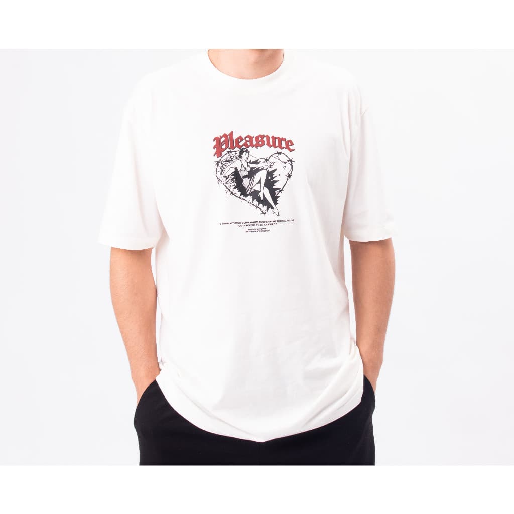 Camiseta Streetwear Pleasure Estampada Camiseta Oversized Algodão