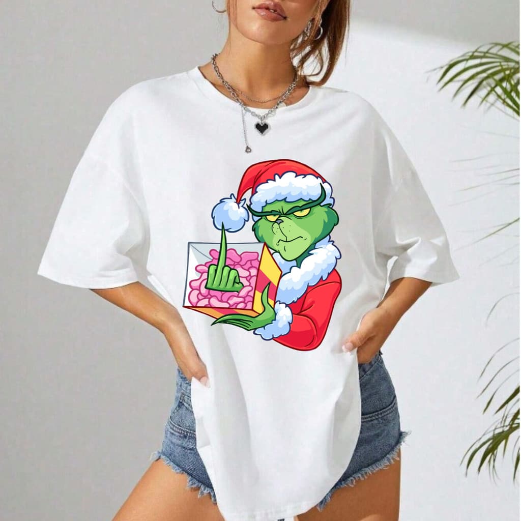 Camisa GRINCH Oversized Larga Estampa Natal cor Branca em Algodão Feminina e Masculina