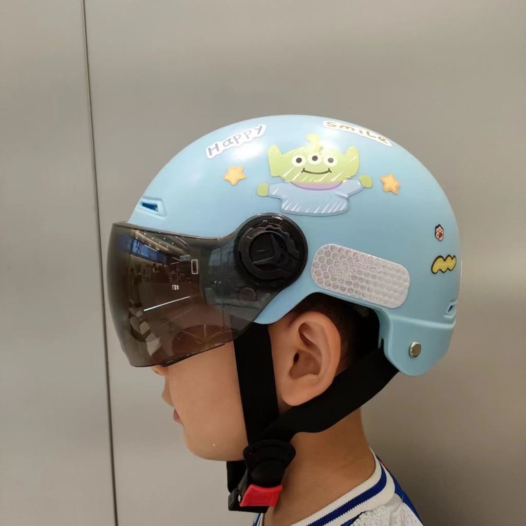Novo Padrão Nacional 3C Certificado 1-5 Anos De Idade Meninos E Meninas Universal Ajustável Inquebrável Capacete De Bici