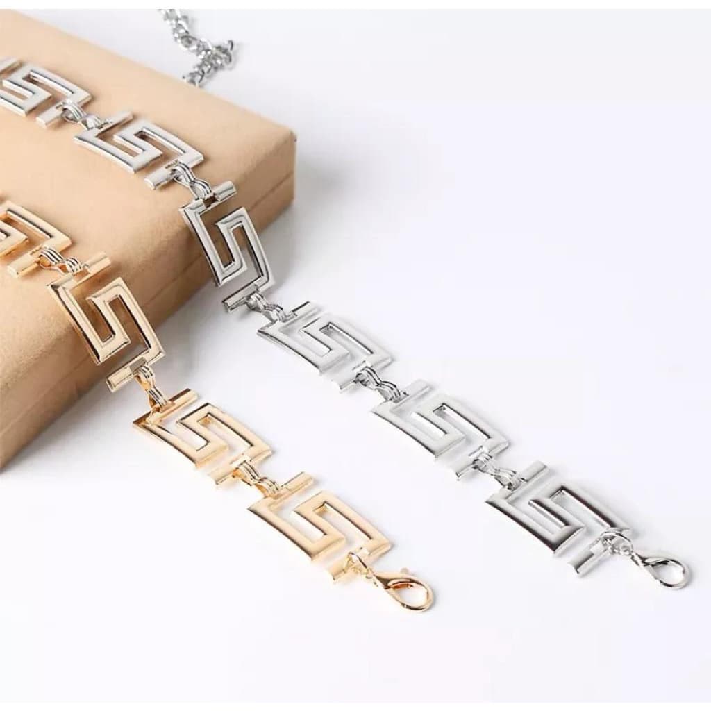Cinto Feminino Corrente Moda Blogueira Dourado/Prata