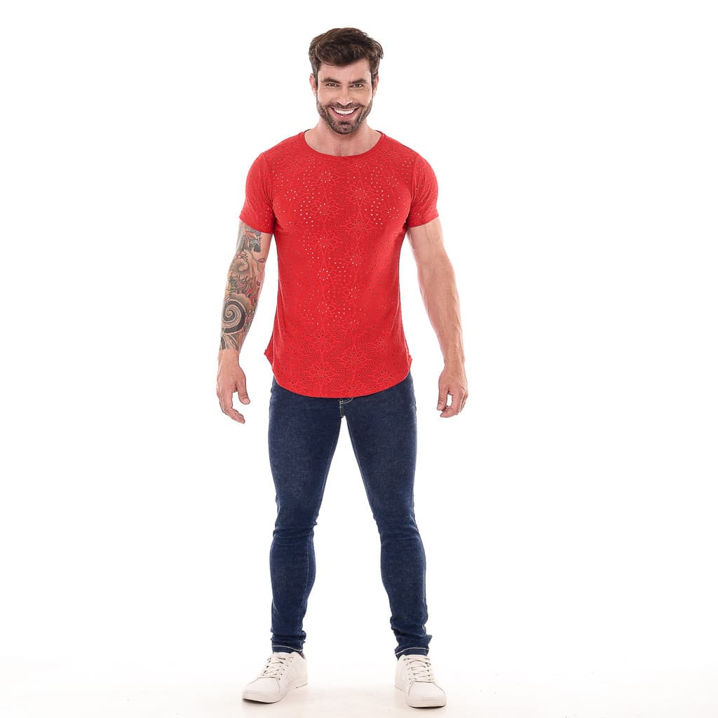Camiseta Masculina Long -Line Bordada Furadinha