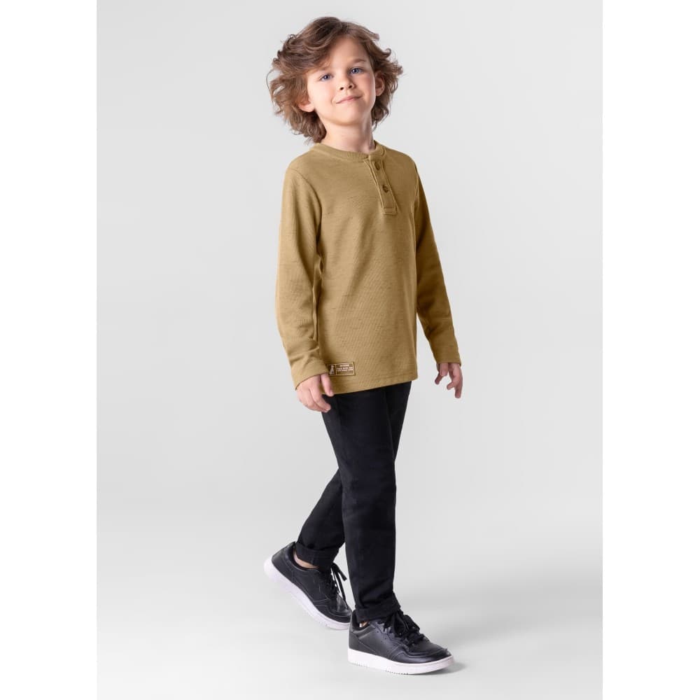 Camiseta em malha canelada infantil menino