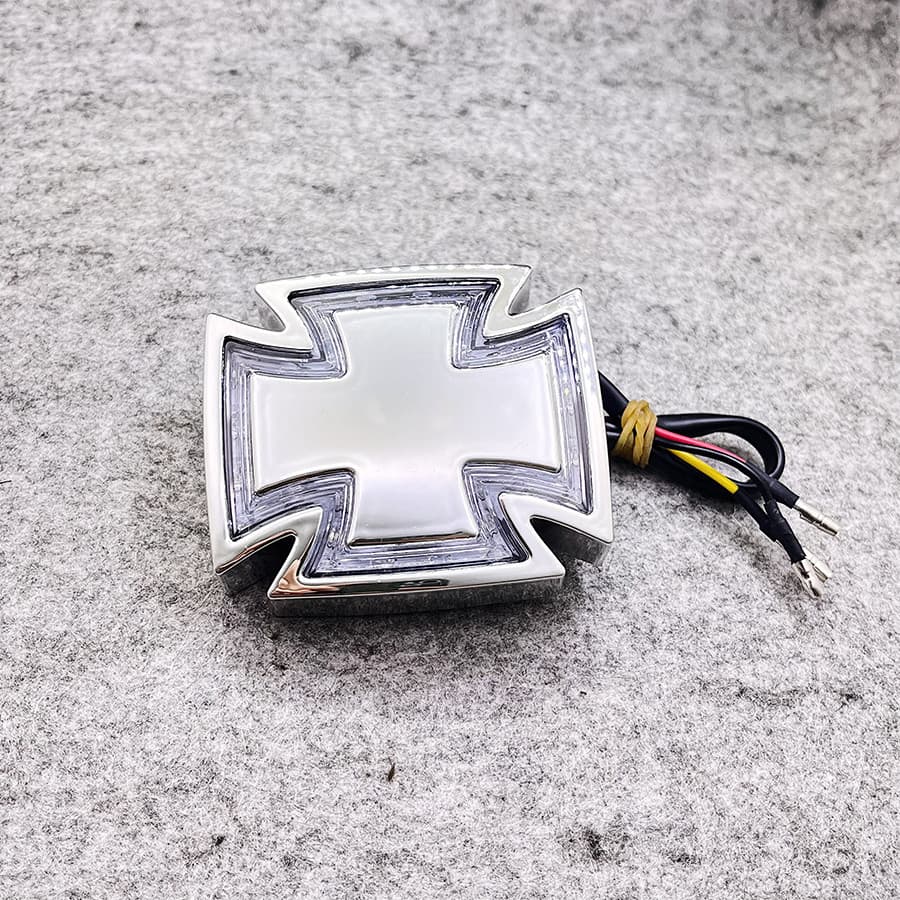 1PC Forma De Cruz Mini Universal Motocicleta Freio Correndo Luz Moto LED Lâmpada Traseira Para Cafe Racer Harley Sportst