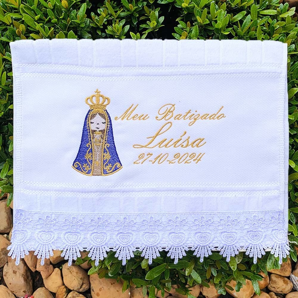 Toalhinha de Batizado Nossa Senhora Aparecida Bordada Com Nome