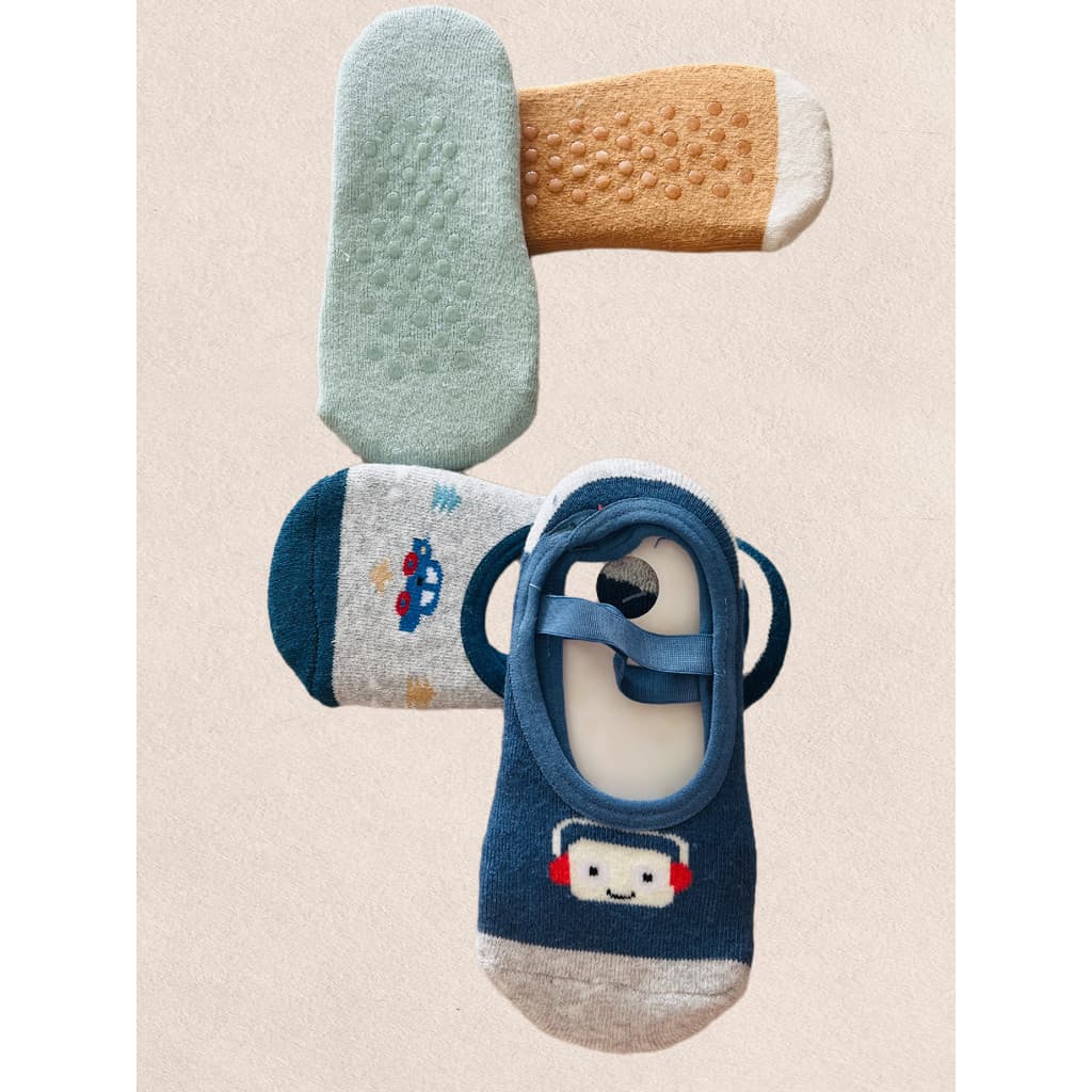 Kit 12 Pares Meia menino Sapatilha Antiderrapante Infantil 6 Até 10 Anos CORES E/OU ESTAMPA SORTIDAS/ALEATÓRIA BELLUS
