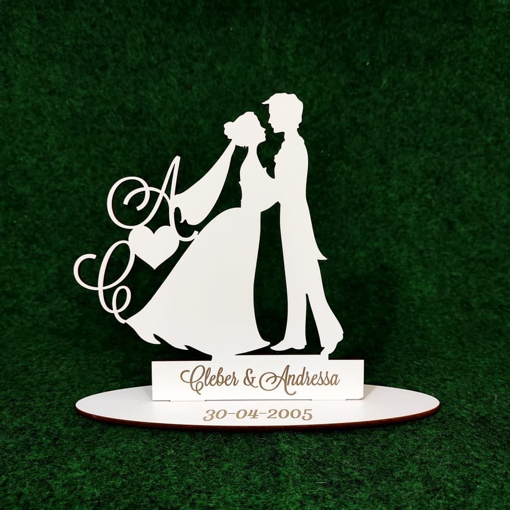 Topo para Bolo Com As Iniciais Dos Noivos Personalizadas Para Casamento  Mdf Branco/Cobre ou Dourado