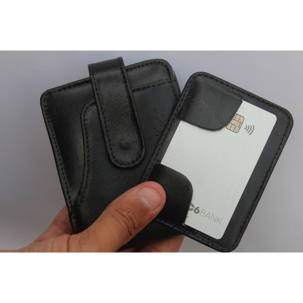 Carteira  Masculina Couro Com Fecho De Botão e Porta Moedas