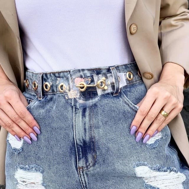 Cinto Transparente acrilico, super na moda com fivela MEIA LUA