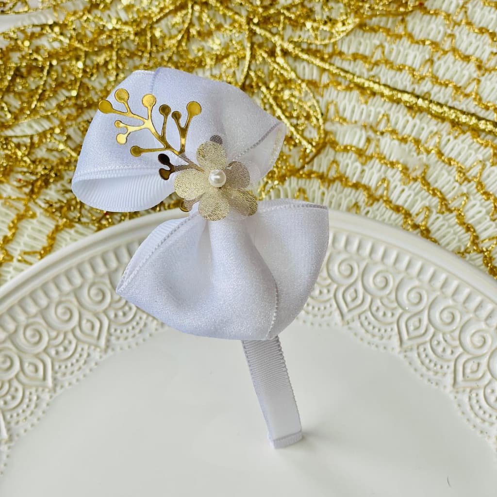 Tiara infantil branca   / Tiara luxo / arco infantil/ arco de cabelo branca  /Tiara organza com flor /CR