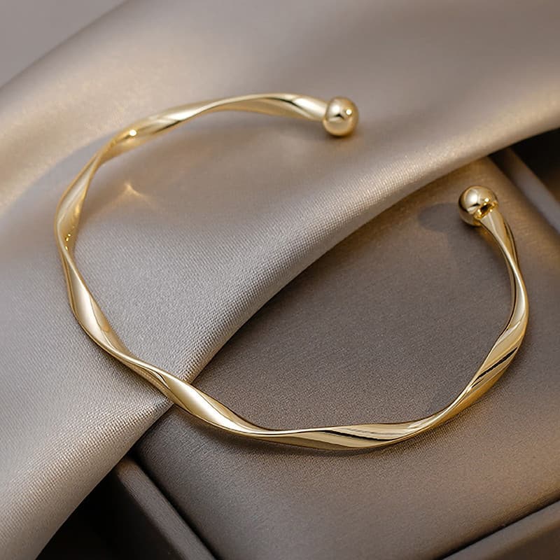 Torcido Simples Moda b Racer high-end Pulseira Na Nicho design Estilo Legal Jóias De Mão Para Mulher