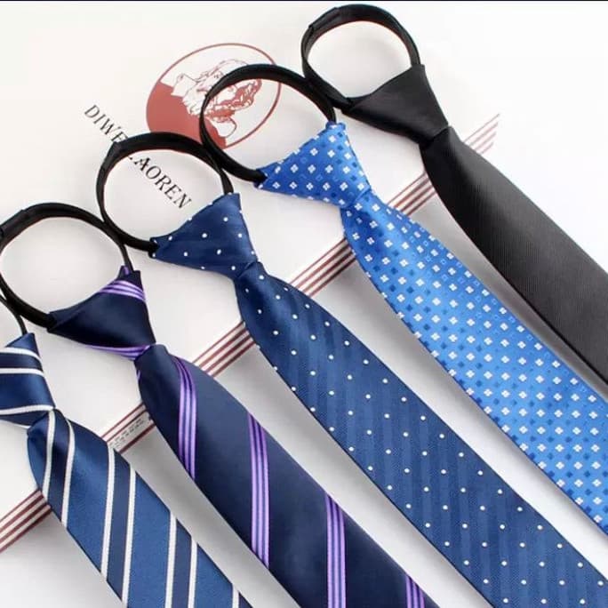 Kit 3 Peças De Gravata Infantil  Com Nó Pronto Masculina  Elegância Clássica para Ocasiões Especiais