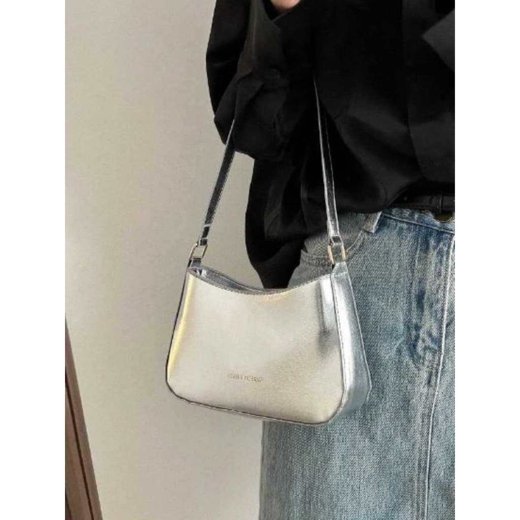 Bolsa Meia Lua Baguete Linda Estilosa