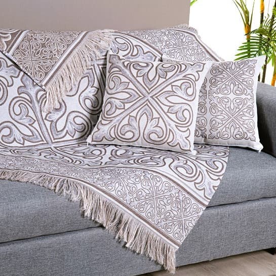 Xale para Sofá + 2 Almofadas Cheias Grécia em Tecido Jacquard 1,35x1,35m