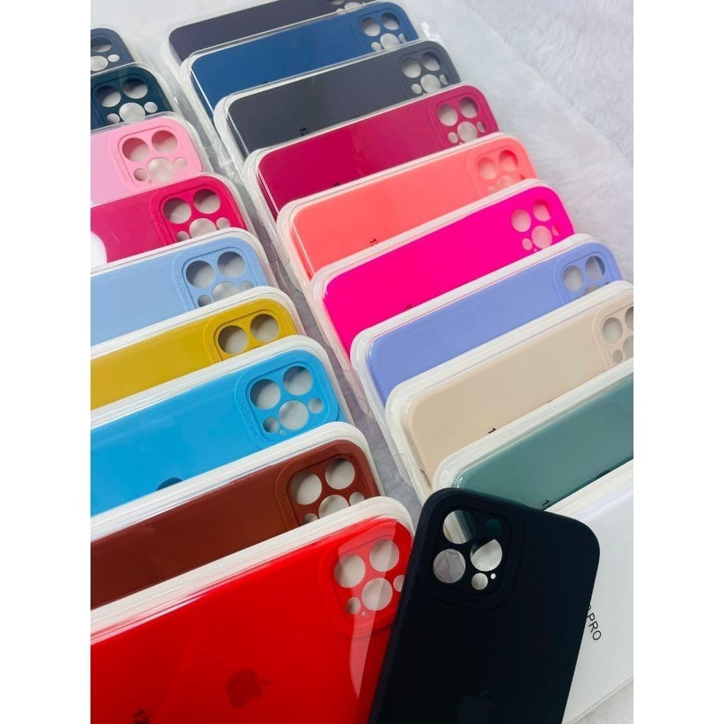 CAPA CAPINHA CASE PARA IPHONE 13 PRO MAX  A SILICONE INTERIOR AVELUDADA COM CÂMERA FECHADA......