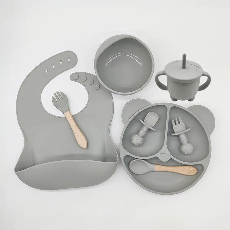 Kit Alimentação Bebê Silicone Prato Ventosa Babador Copo Colher Garfo Livre BPA Infantil