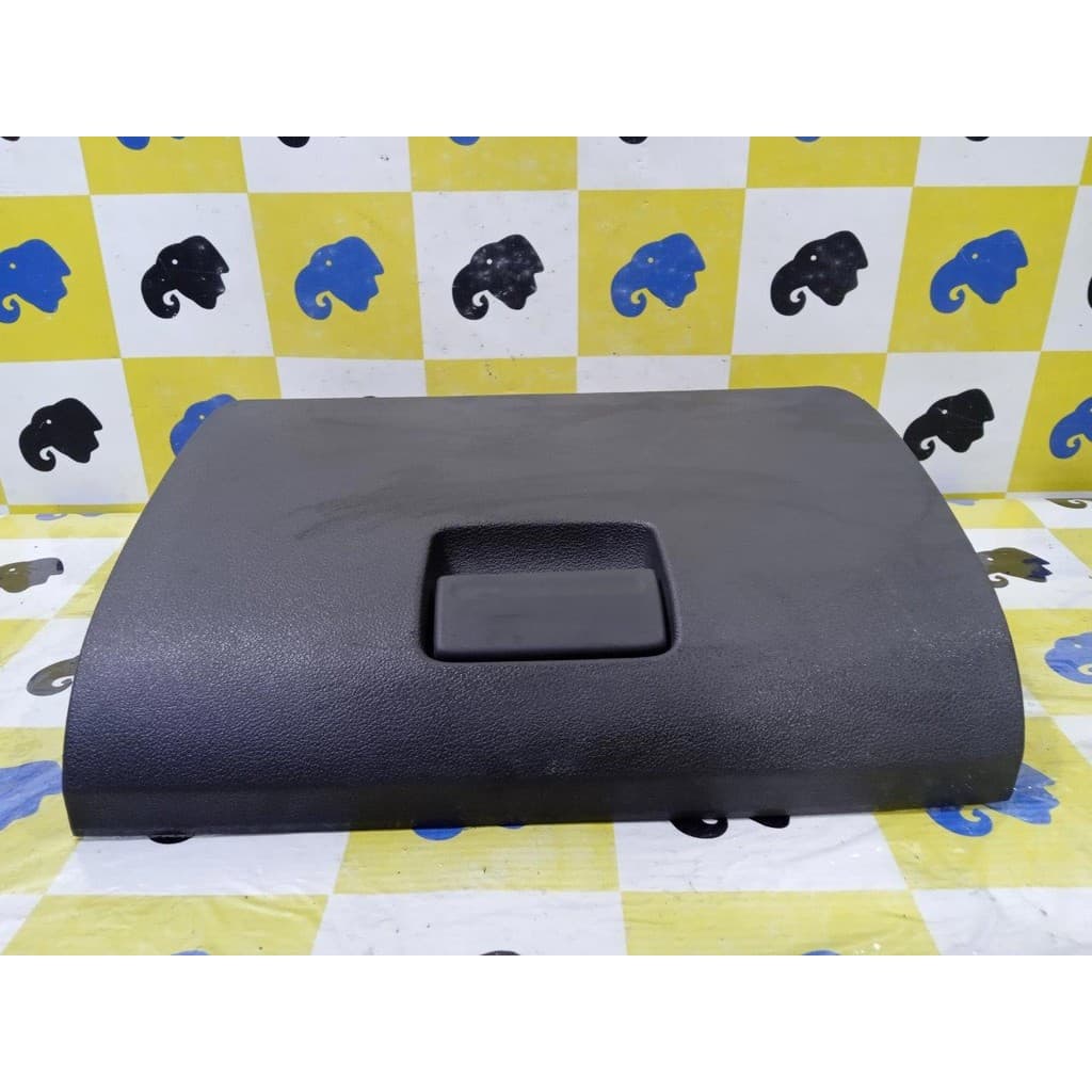 Tampa Porta Luvas Original Focus 2009- 2013 Hatch