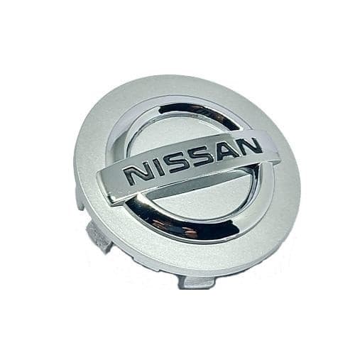 Calotinha Central Miolo De Roda  Nissan Sentra March Prata