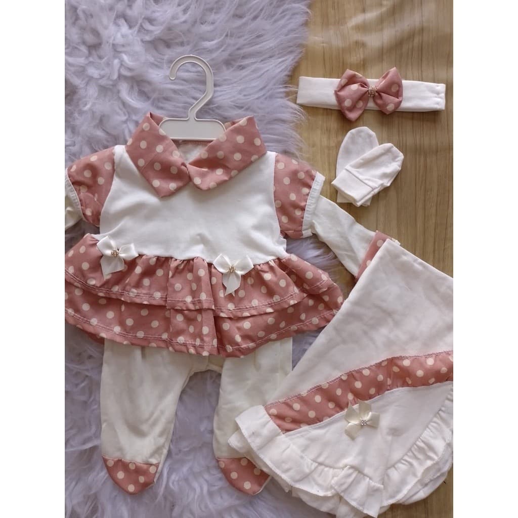 Saida Maternidade de Bebe Menina