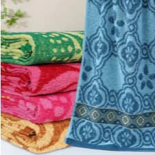 Kit Toalhas de Banho Estampada Grande 140x70cm Felpuda Macia Alta Qualidade Bordada Sortida